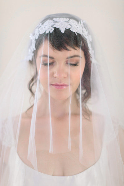Beaded Lace Juliet Veil #708V