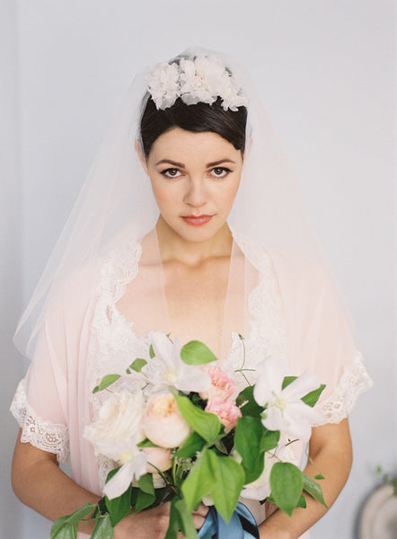 Shoulder Length Circle Veil #711V