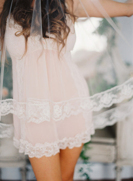 Vintage Rose Lace Edge Veil #704V